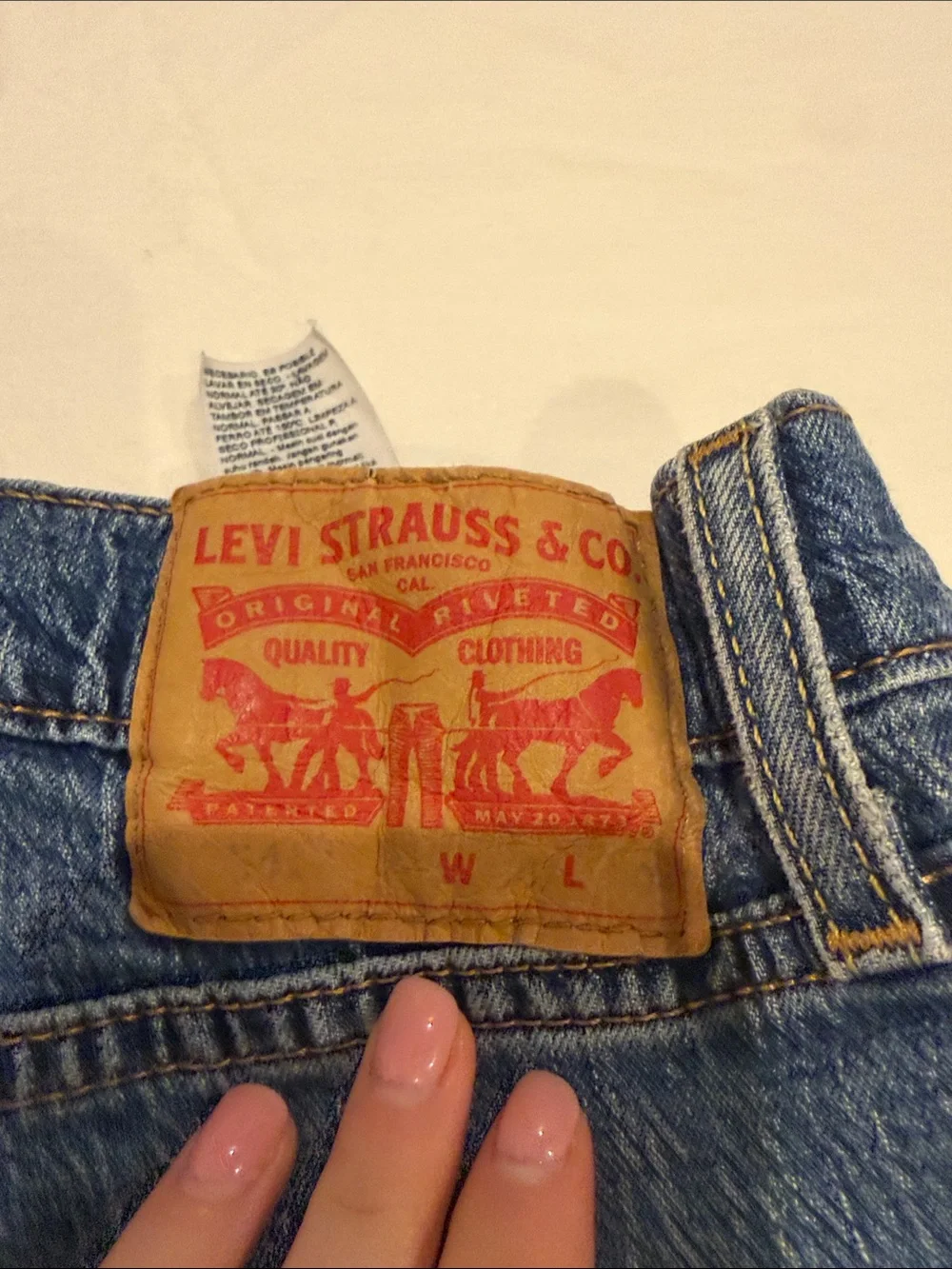Levi's Men's Faded Blue Straight Jeans